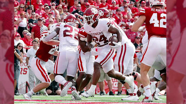 Marcus Major 1-yard TD run Oklahoma vs Nebraska football 2022
